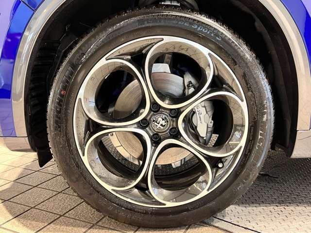 ALFA ROMEO STELVIO 2022-08 5920-11