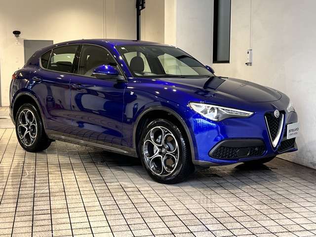 ALFA ROMEO STELVIO 2022-08 5920-1