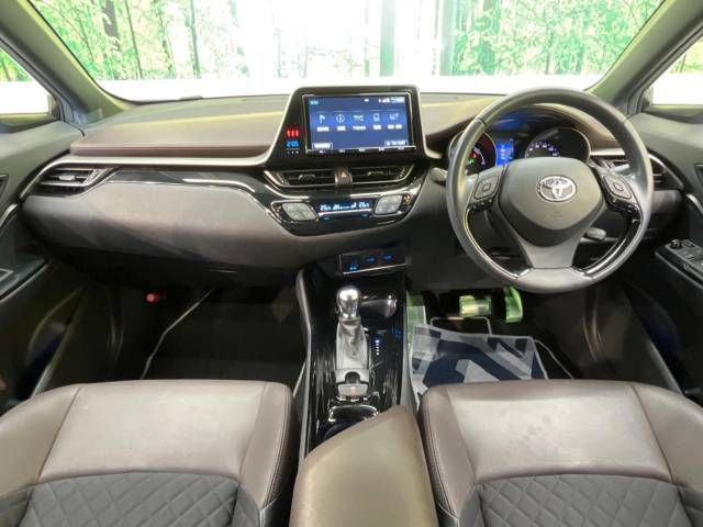 Toyota C-HR 2017-12 182974-1