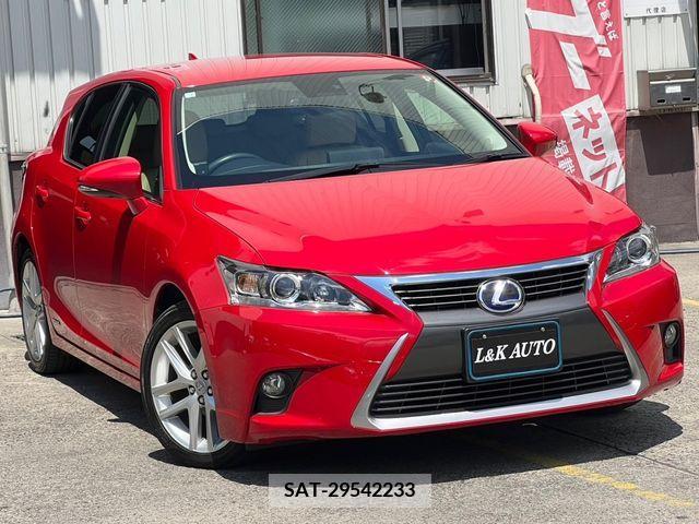 Lexus CT 2014-07 322685-2