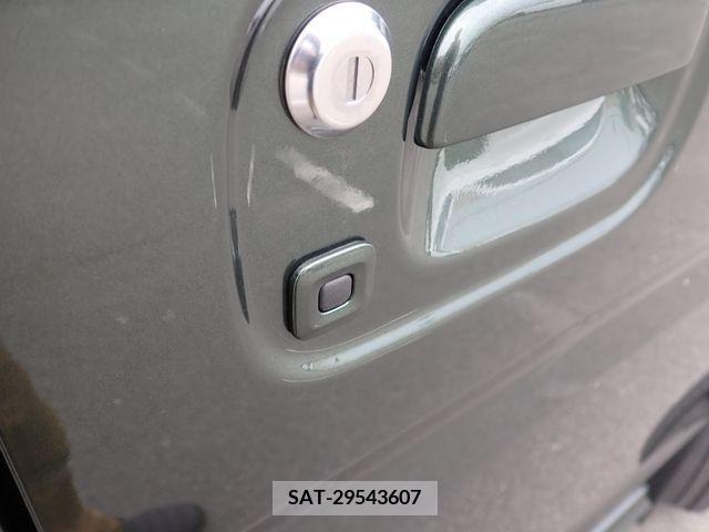 Suzuki EVERY WAGON 2024-03 301738-11