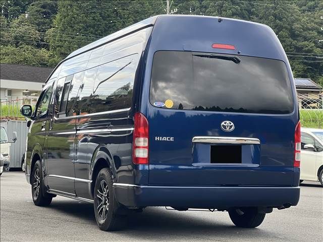 Toyota HIACE VAN 2006-07 21282-2