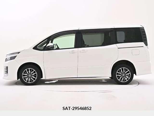 Toyota VOXY 2015-11 370531-2