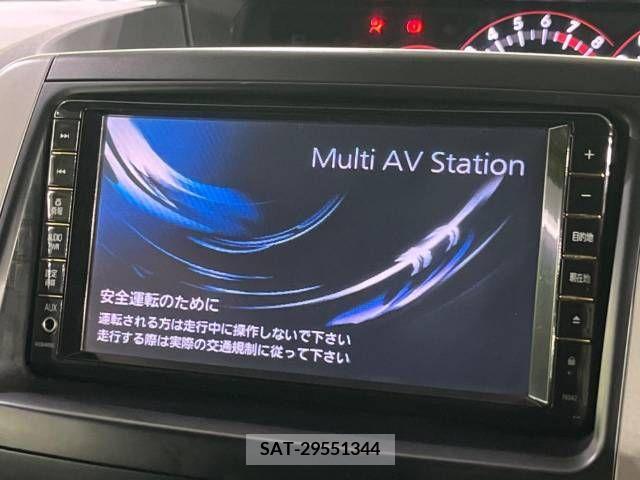 Toyota VOXY 2010-01 375722-4
