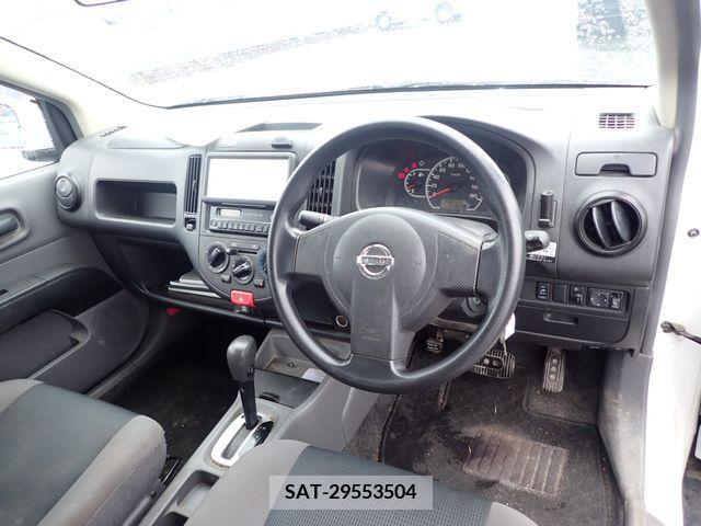 Nissan AD VAN 2014-04 387396-1