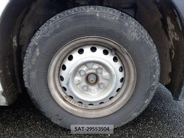 Nissan AD VAN 2014-04 387396-21