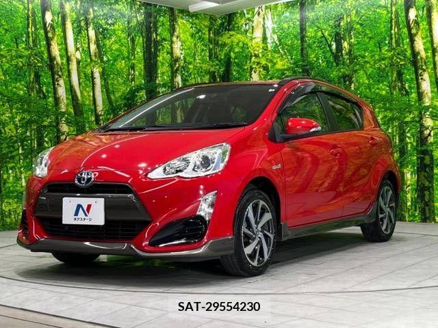 Toyota AQUA 2015-01 260497-16