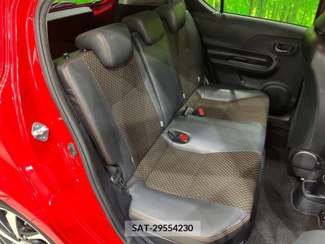 Toyota AQUA 2015-01 260497-10