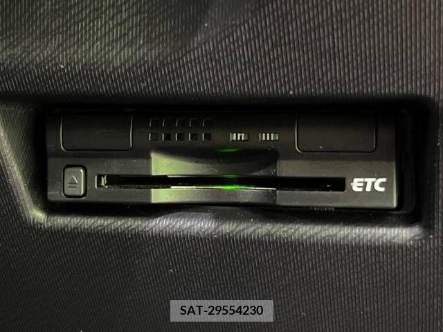 Toyota AQUA 2015-01 260497-7