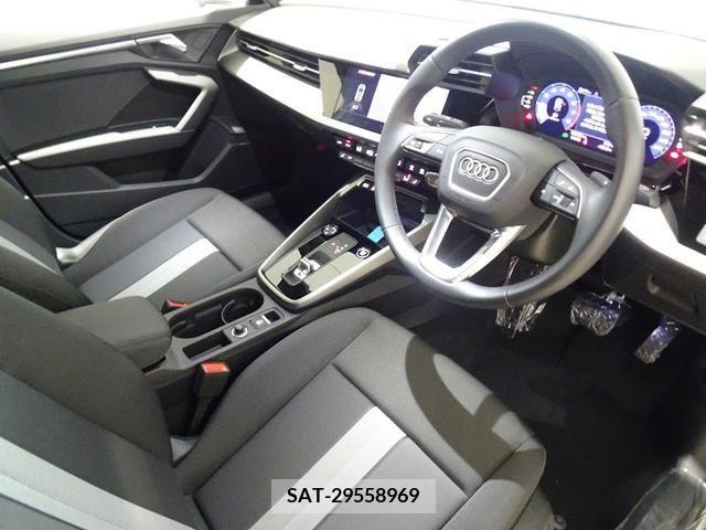 Audi A3 SEDAN 2023-02 341417-10