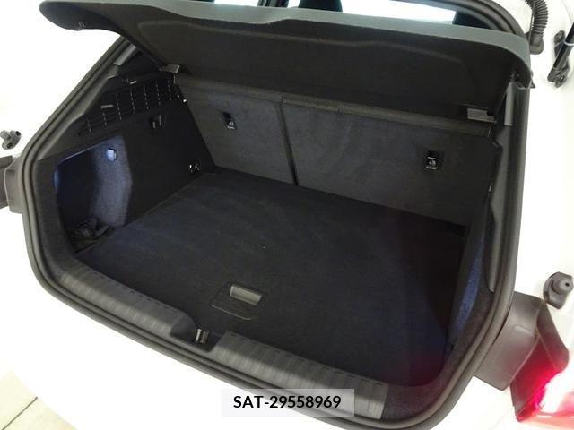Audi A3 SEDAN 2023-02 341417-17