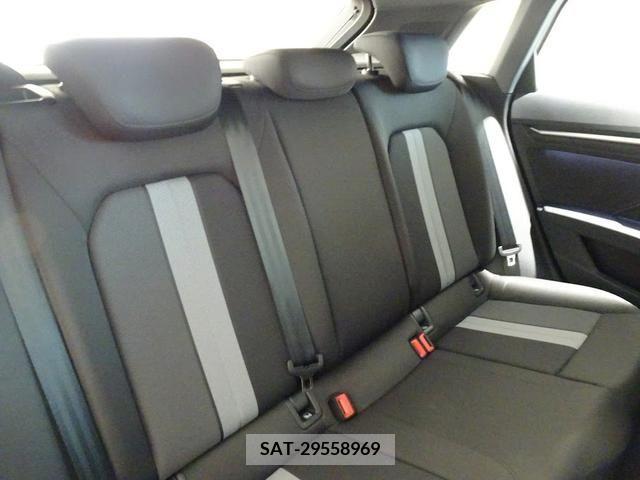 Audi A3 SEDAN 2023-02 341417-16