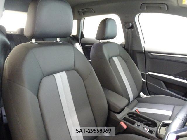 Audi A3 SEDAN 2023-02 341417-15