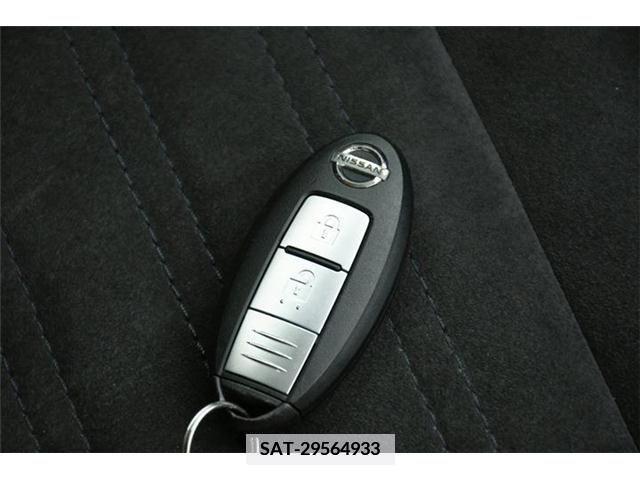 Nissan NOTE 2016-06 365421-9