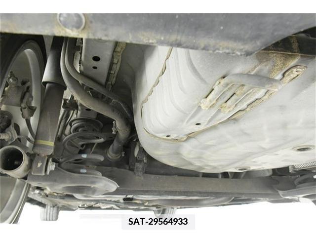 Nissan NOTE 2016-06 365421-7