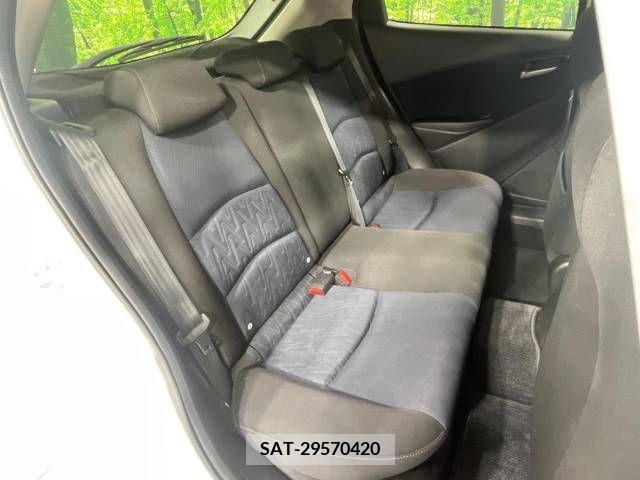 Mazda DEMIO 2015-01 390497-9