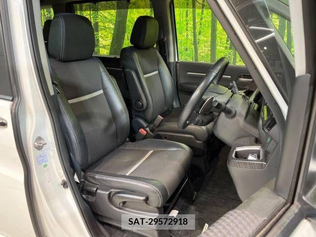 Honda e 2015-05 217904-11
