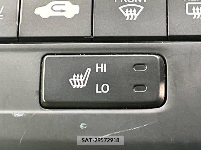 Honda e 2015-05 217904-7