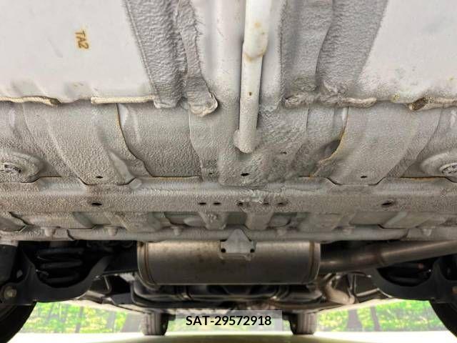Honda e 2015-05 217904-19