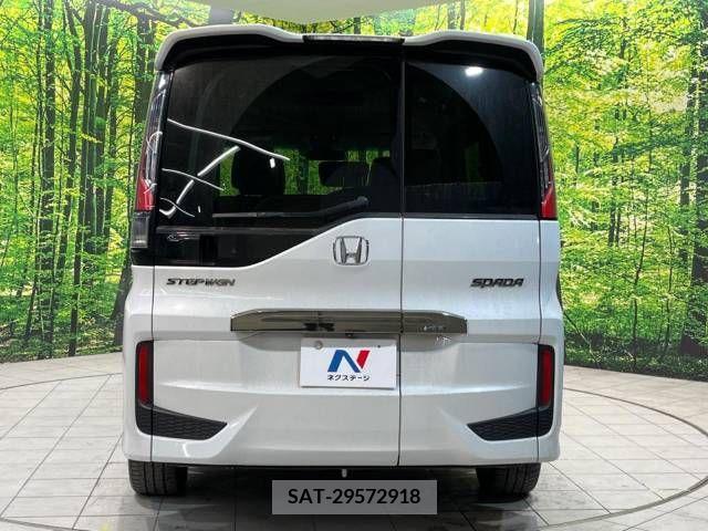 Honda e 2015-05 217904-15