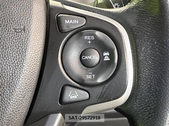 Honda e 2015-05 217904-9