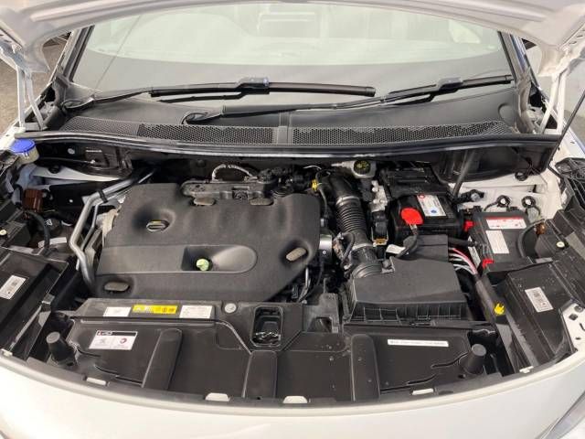 Peugeot 3008 2019-02 186327-17