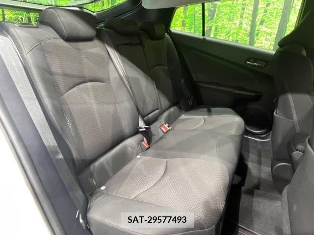 Toyota PRIUS 2021-03 228478-9