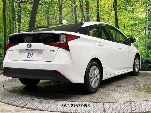 Toyota PRIUS 2021-03 228478-17