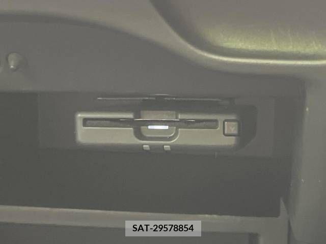 Nissan NOTE 2019-07 329513-6