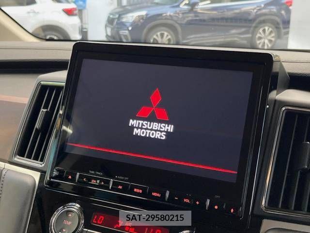 Mitsubishi DELICA D5 2022-07 325419-2