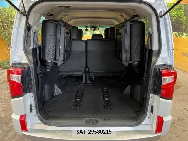 Mitsubishi DELICA D5 2022-07 325419-12