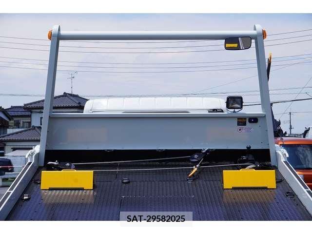 Mitsubishi CANTER 2024-03 343036-18