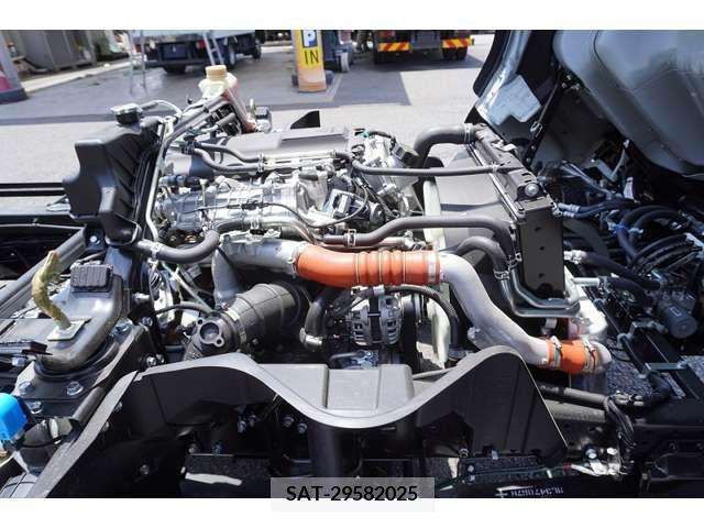 Mitsubishi CANTER 2024-03 343036-14