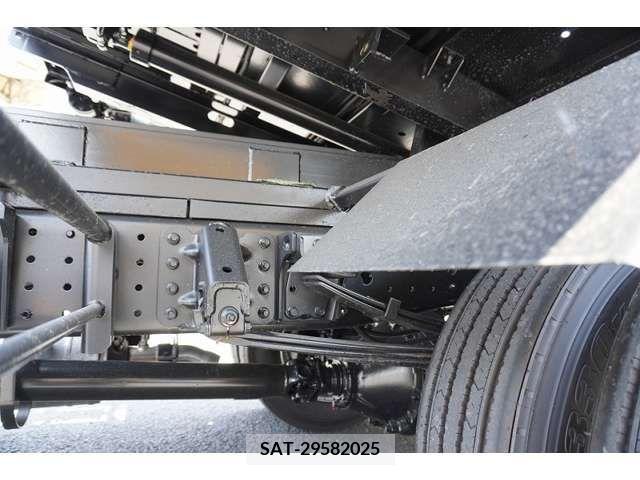 Mitsubishi CANTER 2024-03 343036-11