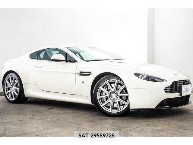 Aston Martin V8 2015-01 315891-5