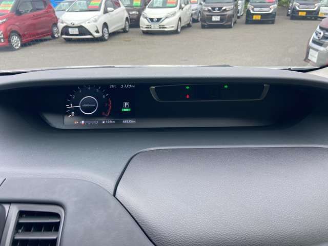 Nissan SERENA 2018-10 5386-6