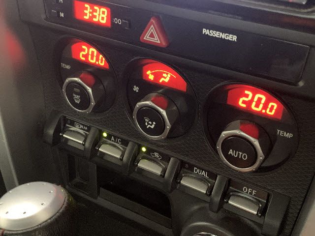 Toyota 86 2012-08 15770-14