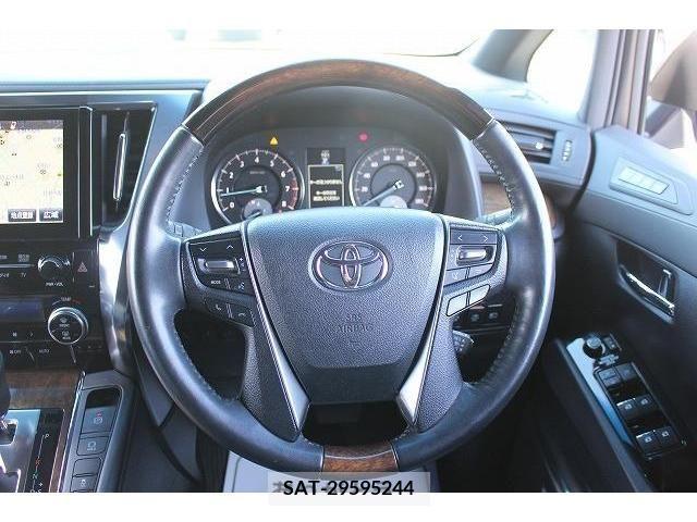 Toyota ALPHARD 2016-06 209028-16