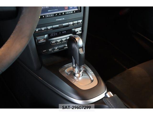 Porsche 911 2011-11 350867-21