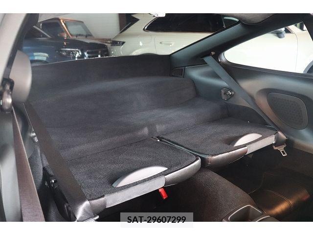 Porsche 911 2011-11 350867-16