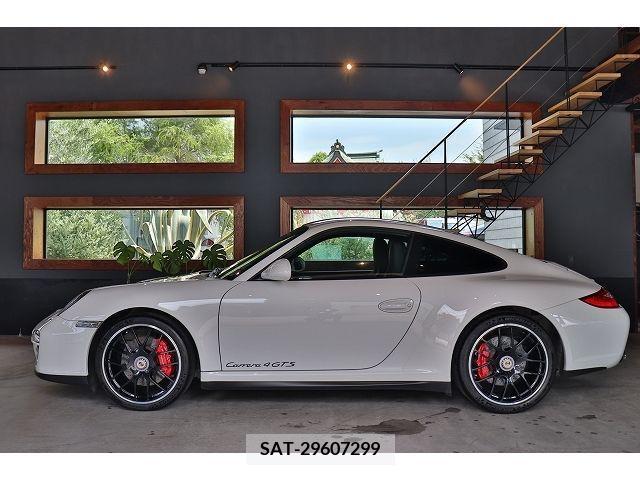 Porsche 911 2011-11 350867-8