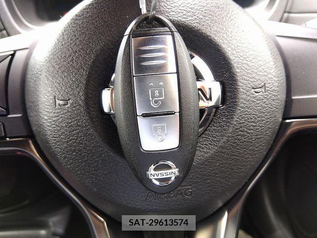 Nissan NOTE 2017-03 305360-15