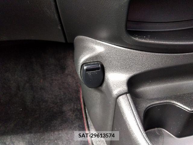 Nissan NOTE 2017-03 305360-10