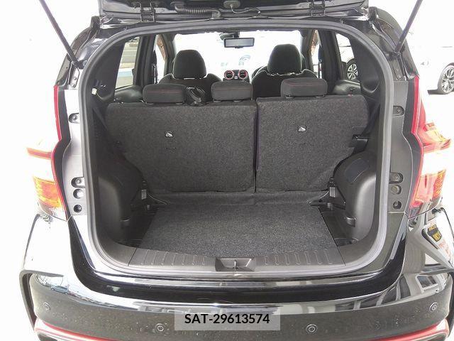Nissan NOTE 2017-03 305360-19