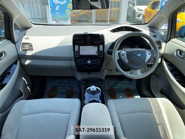 Nissan LEAF 2013-11 297877-1