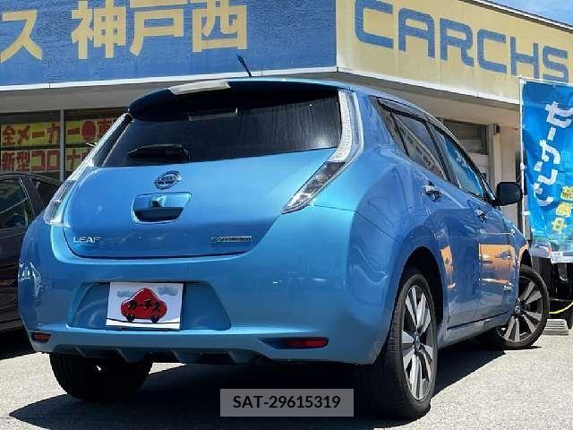 Nissan LEAF 2013-11 297877-2