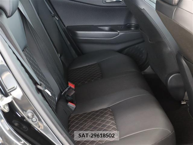 Toyota C-HR 2023-06 294867-13