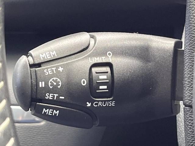 Peugeot 308 2016-11 26127-4