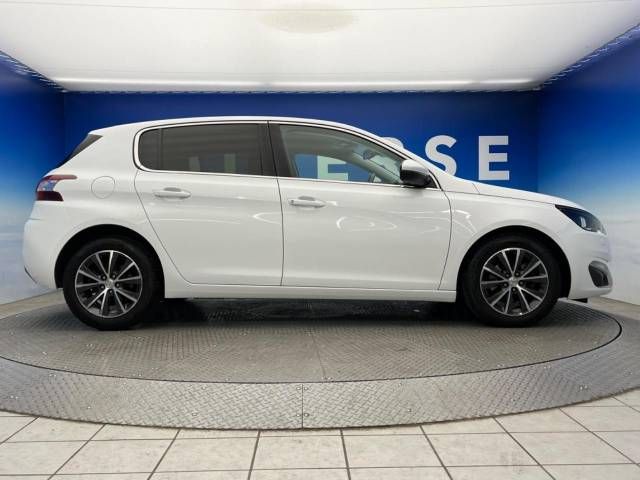 Peugeot 308 2016-11 26127-19