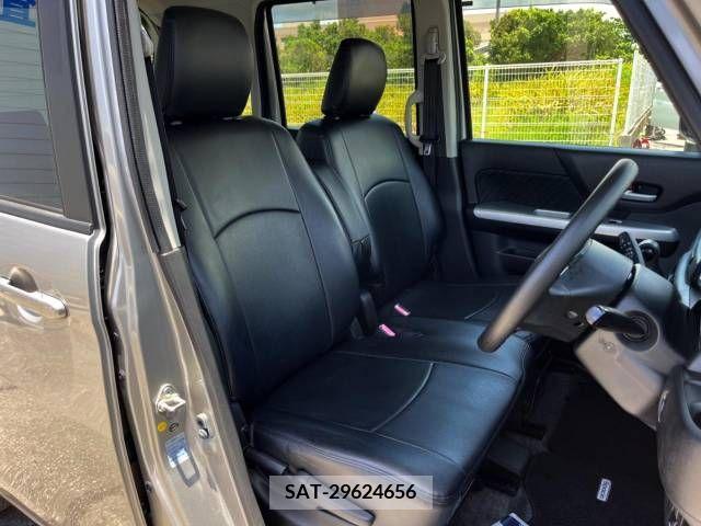 Suzuki SPACIA 2017-08 368527-8